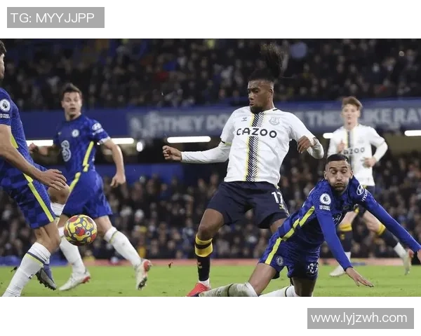 伍斯特狼队与布里斯托尔学院激战正酣精彩赛事回顾与分析